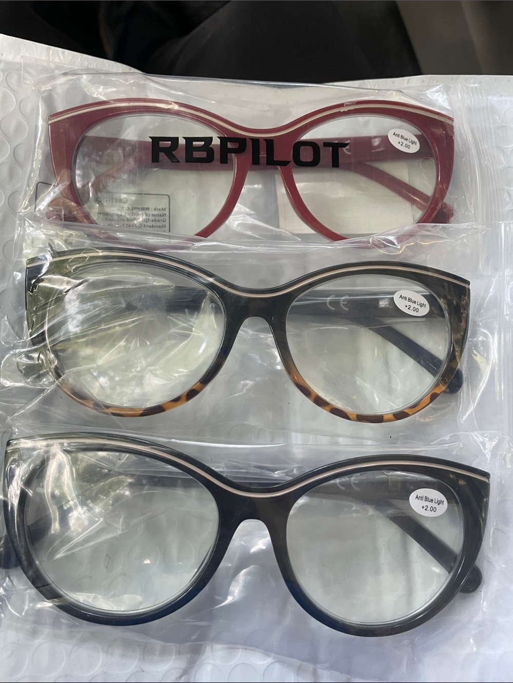 Reading glasses +2.0